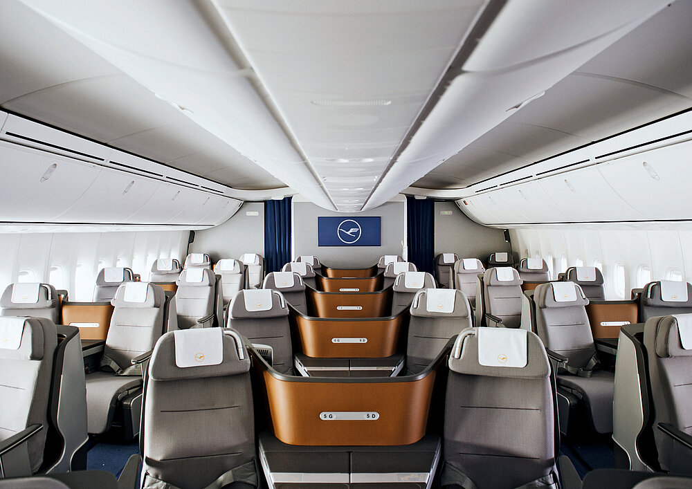 Die Meilenschnppchen eignen sich sehr um vergleichsweise gnstig Business Class zu fliegen wenn denn Verfgbarkeiten vorhanden sind