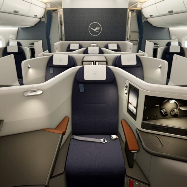 Durch kostenlose Miles & More Meilen kann man schon in die Business Class Allegris von Lufthansa.